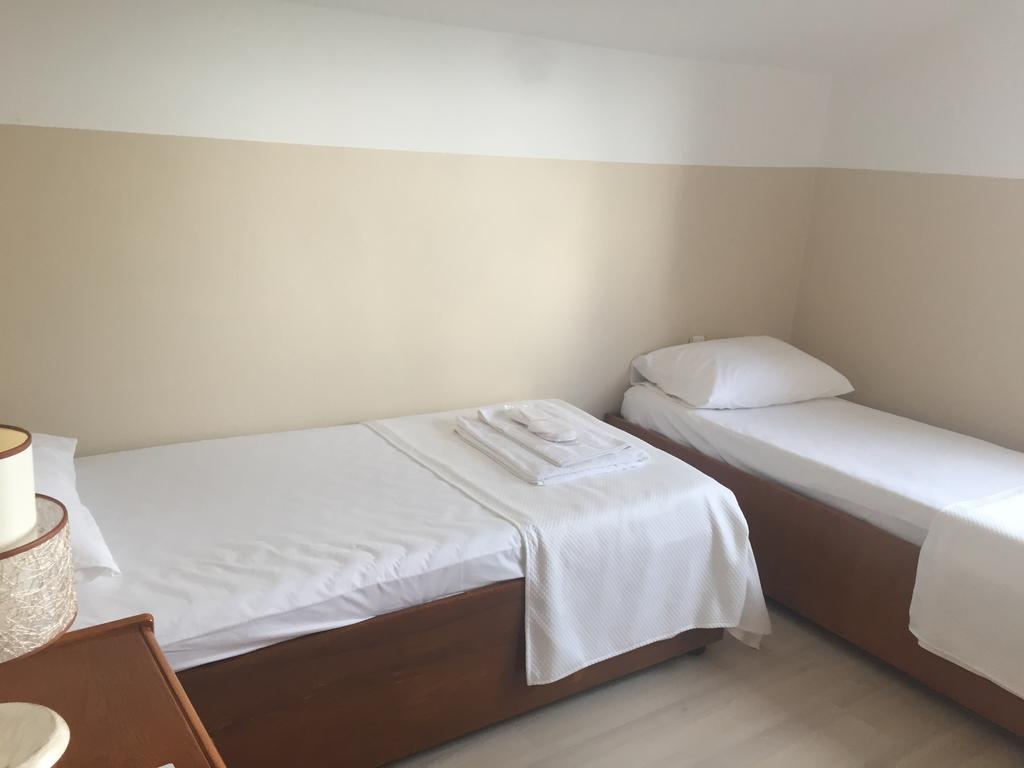 Klas Otel Si̇Le Шиле Номер фото